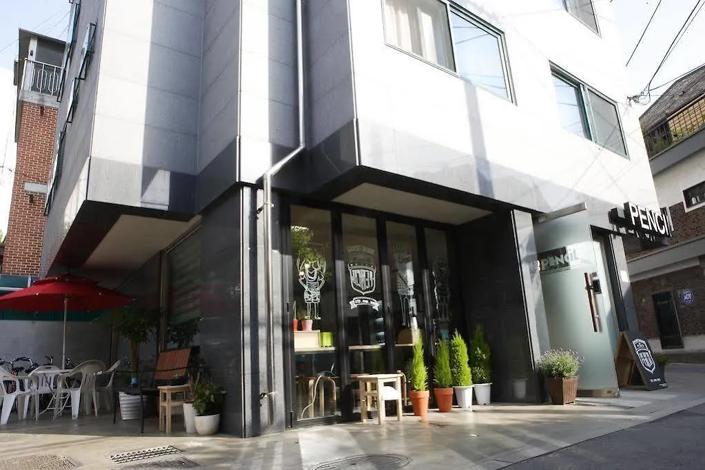 Pencil Guesthouse Hongdae Seoul