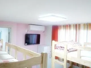 Pencil Guesthouse Hongdae Seoul
