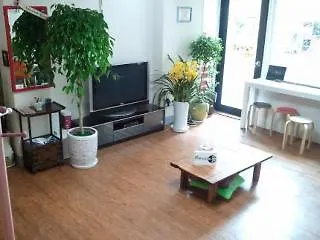 Pencil Guesthouse Hongdae Seoul 2*,